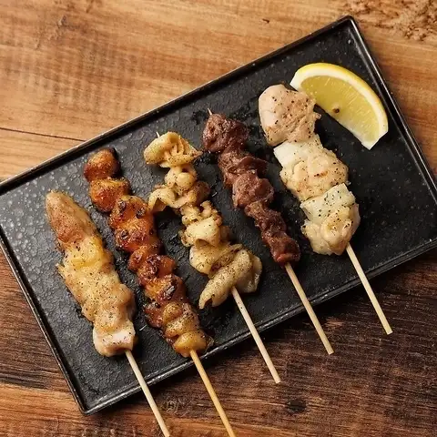 【季作の人気メニュー】こだわりの絶品串焼き198円～
