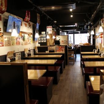 店舗全体の貸切は最大で130名様前後で可能です。貸切については、お電話にてお問合せ下さい。