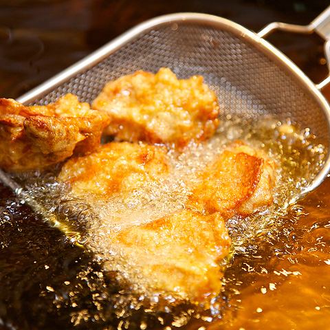 Our specialty fried chicken, winner of the Gold Award at the Fried Chicken Grand Prix! We offer six different cuts of chicken
