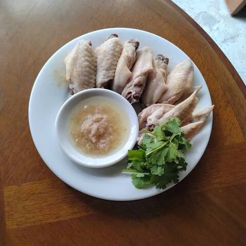 【鶏翅】新生姜醤たっぷりで食べる鶏手羽先はいかがですか？お酒にベストマッチの一品です♪