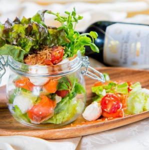 Italian salad with smoked salmon and cream cheese