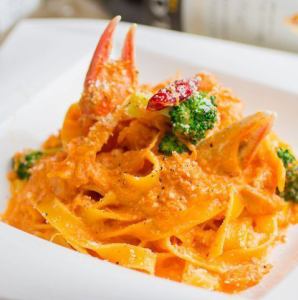 Snow crab tomato cream