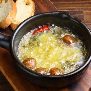 카망베르 치즈 아히요