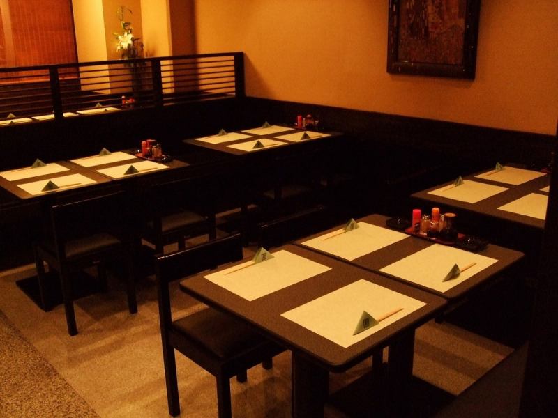  Although it is a modern and stylish space, it is a casual atmosphere, so everyone can enjoy your meal without hesitation. Slowly relaxing, digging and table seats are recommended for drinking party with girls' association or business associates. 