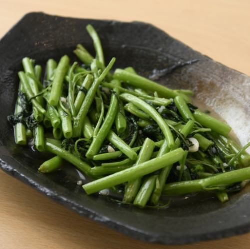 青菜のにんにく炒め