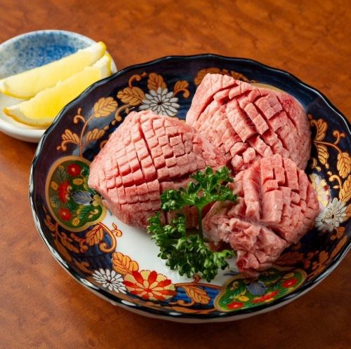 鶴橋名物厚切りタン