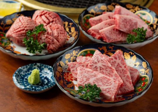 厚切りタン付き!【和牛最強コスパの進化版】土日、祝2時間食べ飲み放題7480円⇒6900円(税込)