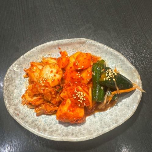 キムチ盛り合わせ