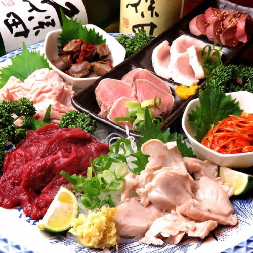 8 kinds of meat sashimi (Hatsu raw, Gizzard Nanban, Upper white sashimi, Horse sashimi, Pon sashimi, Tan raw, Horse bamboo shoot, Upper gatsu)