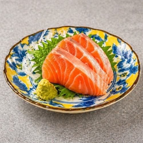 サーモン刺身