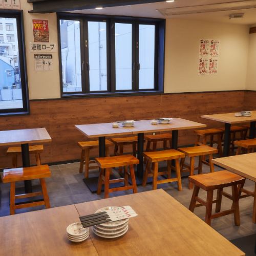 少人数目家のお席～大人数向け断端掘りごたつ席も♪