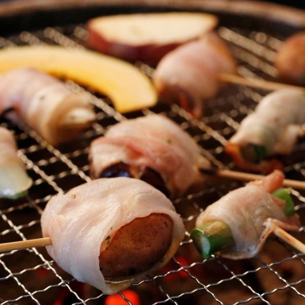 《豚バラfeat..野菜焼き》豚バラと野菜焼きでお洒落に野菜巻き◎アルプスのピンク岩塩で食べるのがおすすめ