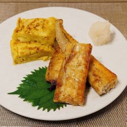 サーモンハラス焼と甘だし巻き玉子焼