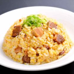 Fried rice with roasted pork