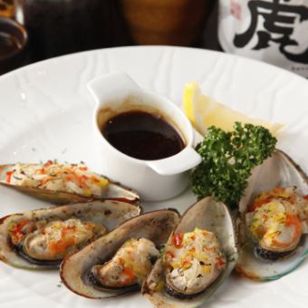 ● Seafood of the day grilled with gari mayonnaise