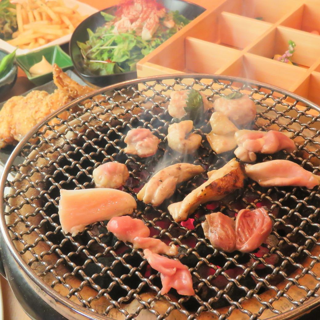 나고야 명물 있음 ★ 신선하고 맛있다! 미카와 니시키 닭의 닭 야키니쿠를 즐길 수 있습니다 ♪