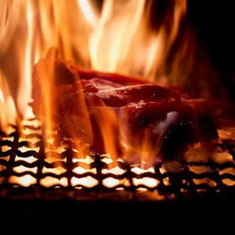 【すずめ名物炭火鶏焼肉】