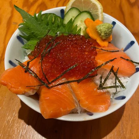 【渦屋のご飯、汁もの】海鮮渦屋丼(みそ汁付)【並】/サーモンイクラ丼(みそ汁付)