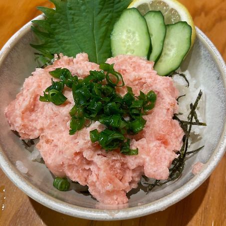 【渦屋のご飯、汁もの】ネギトロ丼(みそ汁付)/海鮮渦屋汁