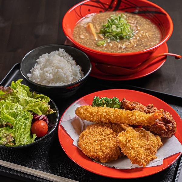 ≪Good deal for lunch ♪≫ Mixed fry set 1400 yen (tax included)