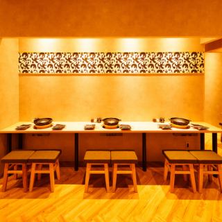 The bright counter seats are perfect for relaxing ◎ Please spend a wonderful night in a private space only for customers ♪ You can enjoy various banquets such as welcome and farewell party, girls' party, joint party, reunion I will.We are waiting for reservations for various banquets! Book early!