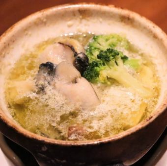 牡蠣(カキ)のアヒージョ