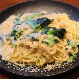 ツナとほうれん草のクリームパスタ