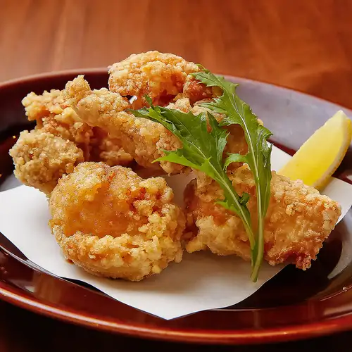 ビアホール風 大きな若鶏のから揚げ