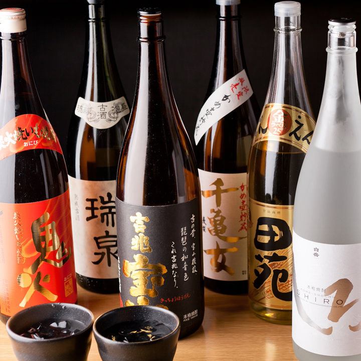 All-you-can-drink 80 kinds of alcohol for 1,100 yen★