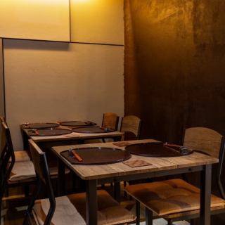 We also have a convenient table seating for four people.Recommended for family dinners, business meetings, and entertaining guests.All of the dishes are made from ingredients carefully selected by the owner himself and are absolutely delicious.Please relish.