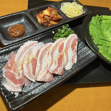 焼肉、サムギョプサルが楽しめる！駅から近く立ち寄りやすい♪