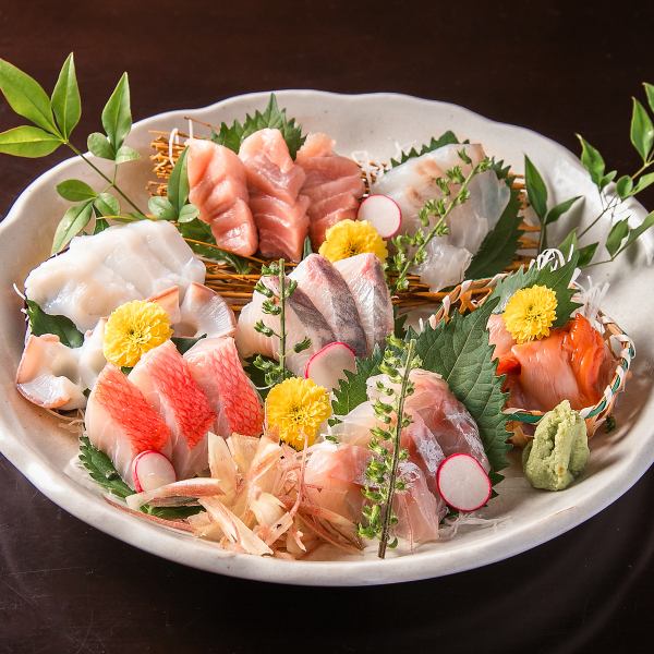【当店自慢の一皿◎】《季節のお魚を存分に！》お刺身盛り合わせ ￥1,320（税込）/1人前～