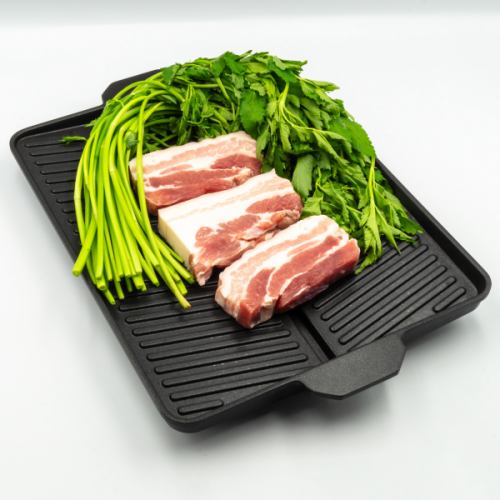 Minari (Korean parsley) samgyeopsal (1 serving)