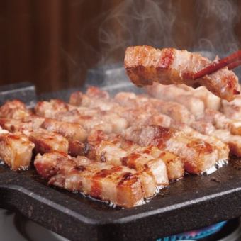 【120分食べ飲み放題付】　サムギョプサル食べ放題プレミアムプラン　5,300→5,000円