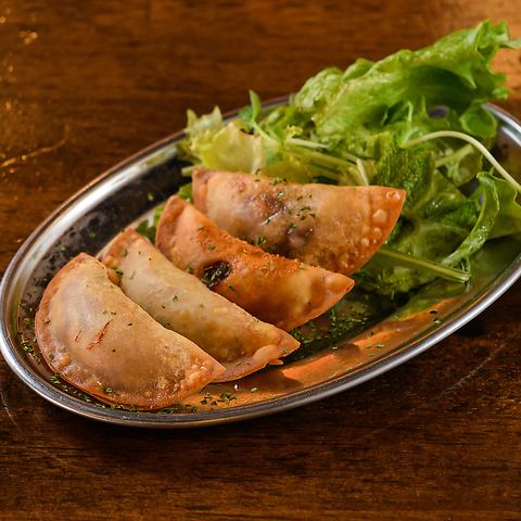 Rambo Gyoza 2 (fried gyoza)
