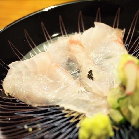 Lightly seasoned sea bream with kombu seaweed