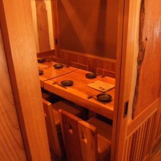 少人数用の個室もございます
