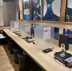 ロケーション良し◎1名様OK!!カップルでのご利用も大人気のお席です♪