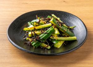 Salted kelp cucumber