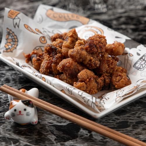 【ホルモン唐揚げ】クセになる味わいでつい手が伸びてしまう魅力的な一品《500円(税込)》