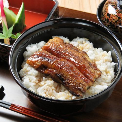 Luxuriously enjoy domestic eel♪