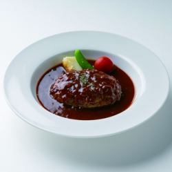たっぷり木の子と熟成もろみの煮込みハンバーグ