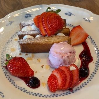 苺のミルフィーユ