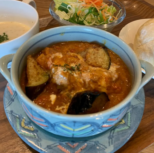 バターチキンカレー(スープ・サラダ・パン付)