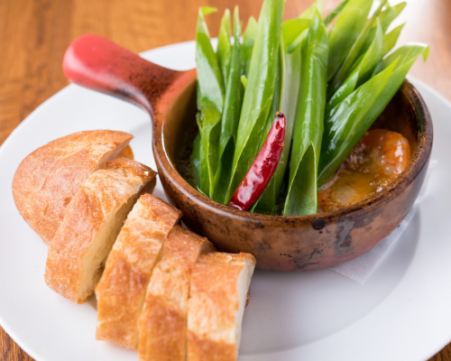 Shrimp and Kyoto Kujo Green Onion Ajillo (with baguette)