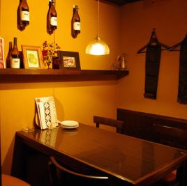 完全個室。落ち着いた空間で、お食事をお楽しみいただけます。※ご予約の方を優先的にご案内させていただいております。