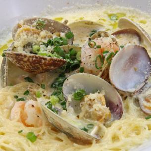 その他、本日おすすめパスタやリゾット、ご用意しております！詳しくはお訪ねを！