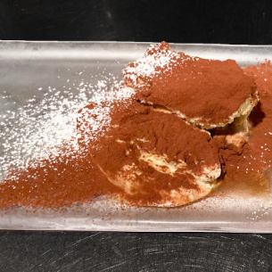 本格派 自慢のティラミス