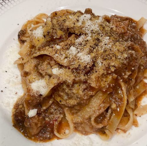 デミグラスで煮込んだビストロ風ミートソース　