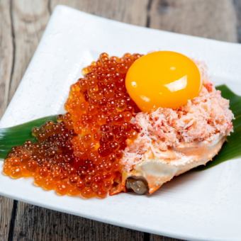 女子派对套餐：螃蟹鲑鱼子大战、鲑鱼寿司狗寿司、烤肉寿司等8道菜 3,500日元⇒2,000日元